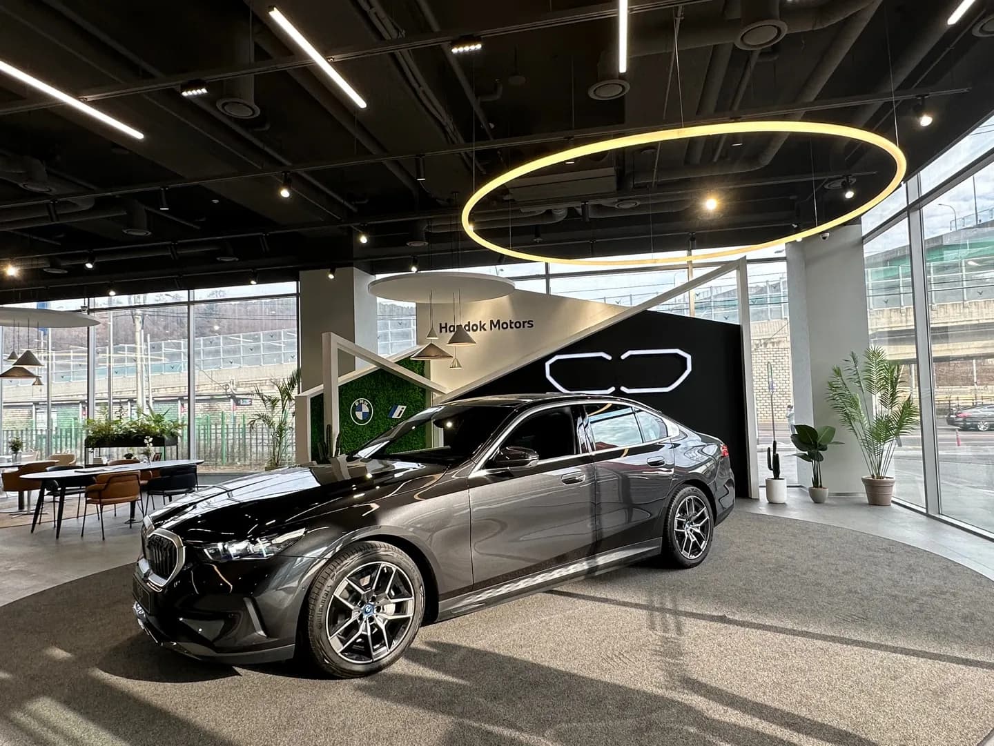팝업전시부스 BMW 경기전시장 시공 사례