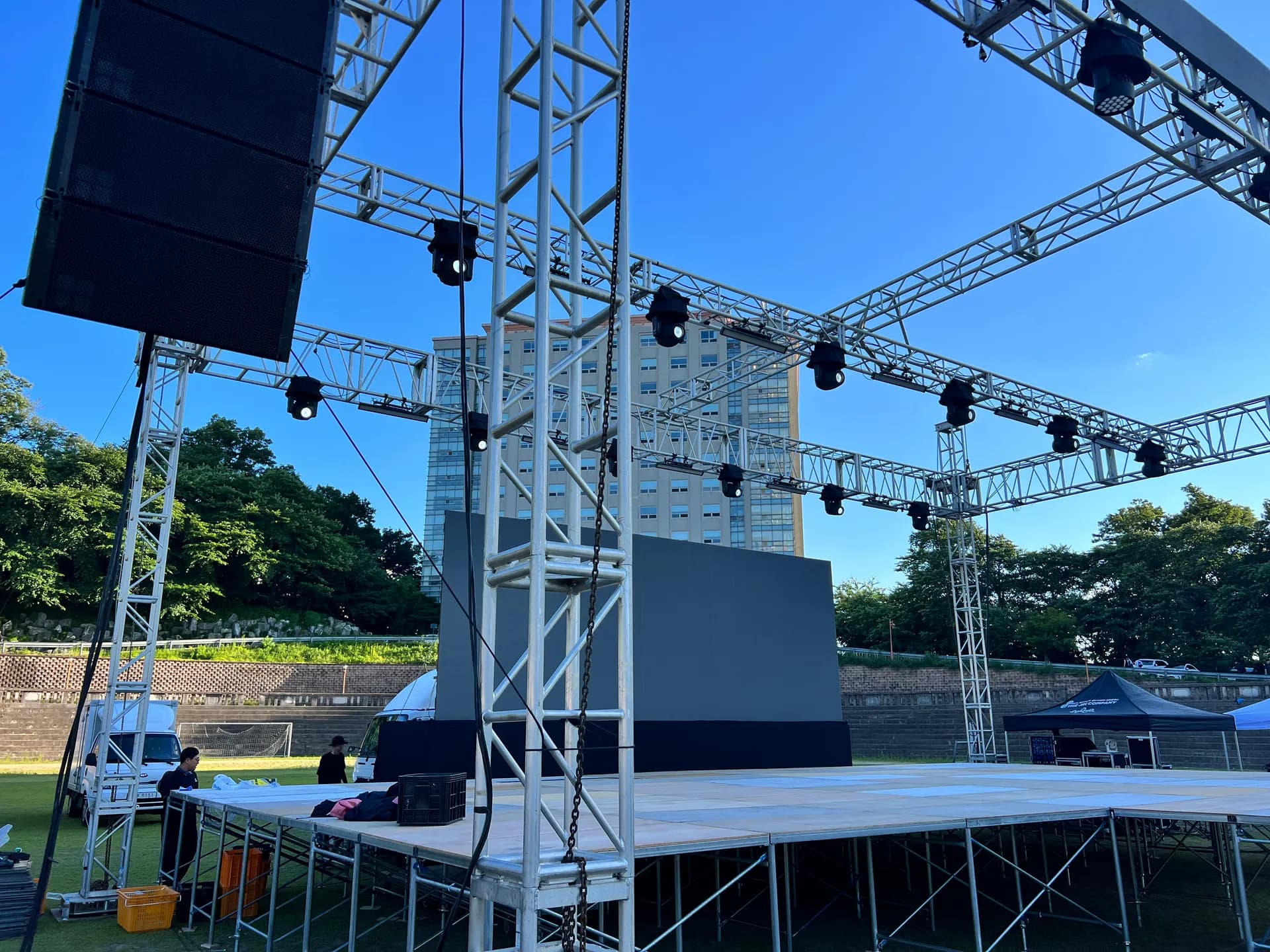 트러스/레이어 대여 경희대학교 국제캠퍼스 축제 시공 사례